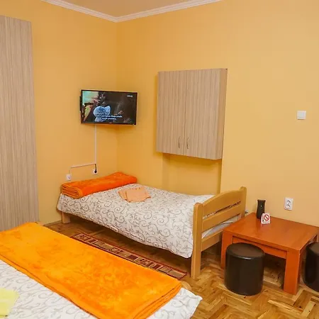 Amfora Πανσιόν