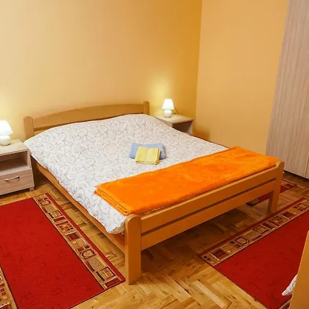 Guest house Amfora *