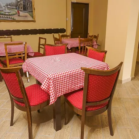 Guest house Amfora *