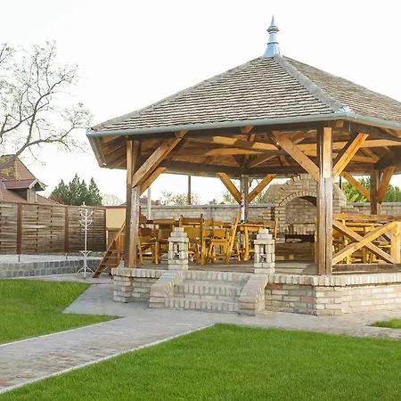 Amfora 게스트하우스 *